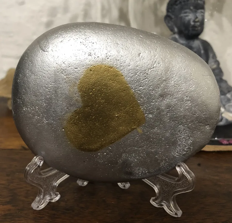 Galet du rayon argent nacré